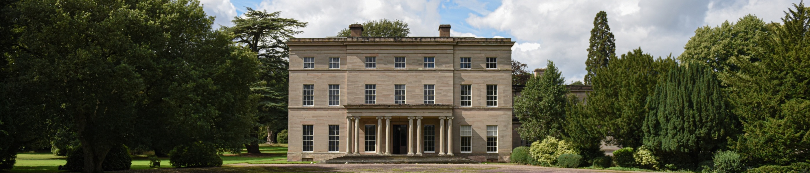 THE HOUSE OF SANDYS: OMBERSLEY COURT